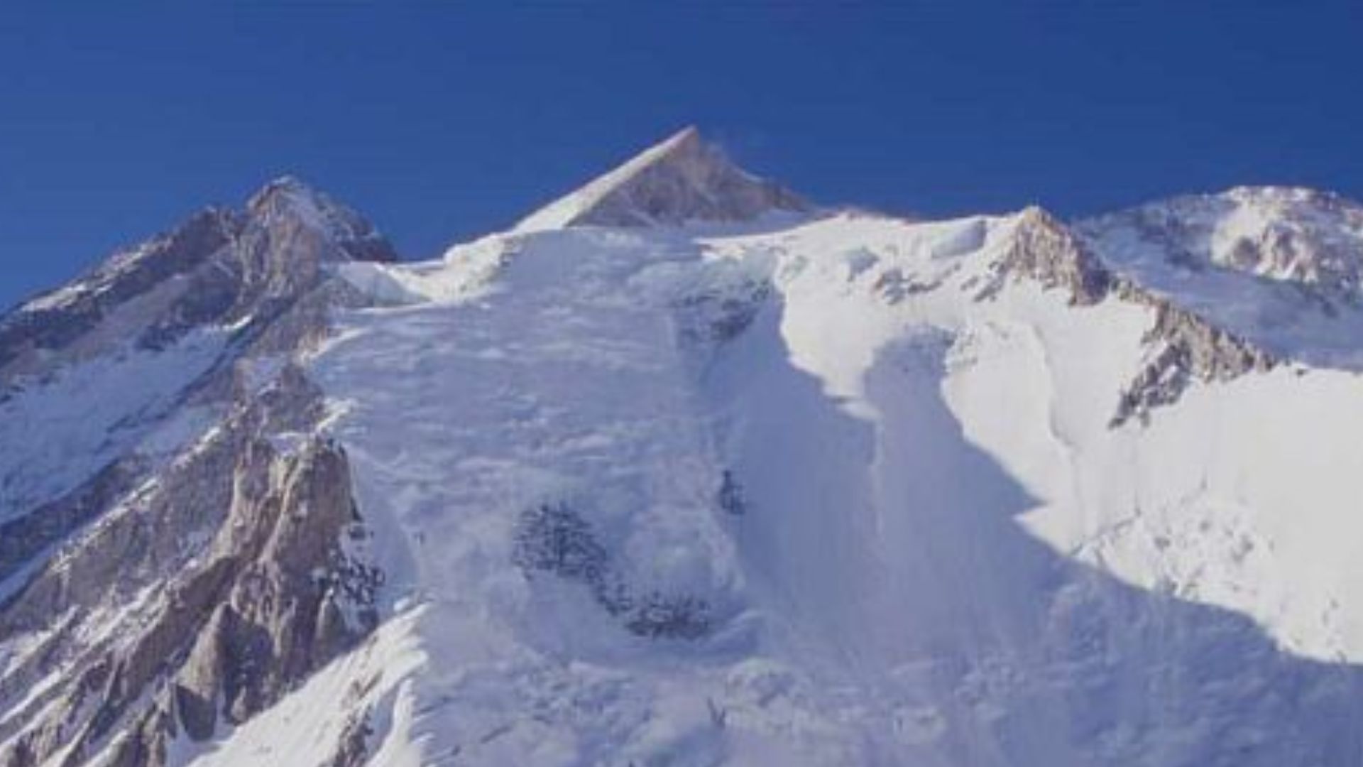 Gunung Gasherbrum II: Gunung Tertinggi Ke-13 di Dunia