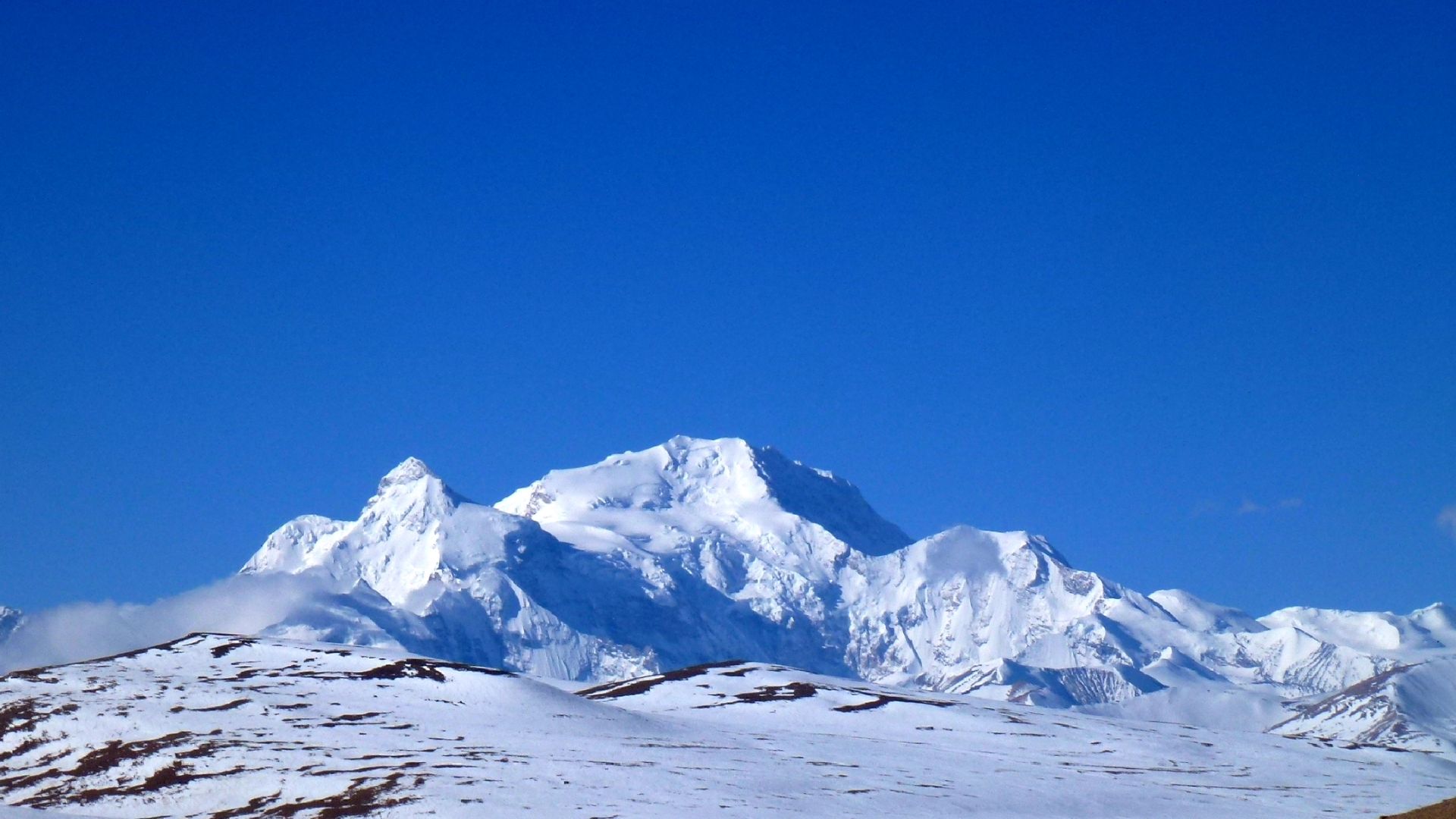 Gunung Shishapangma: Gunung Tertinggi Ke-14 di Dunia