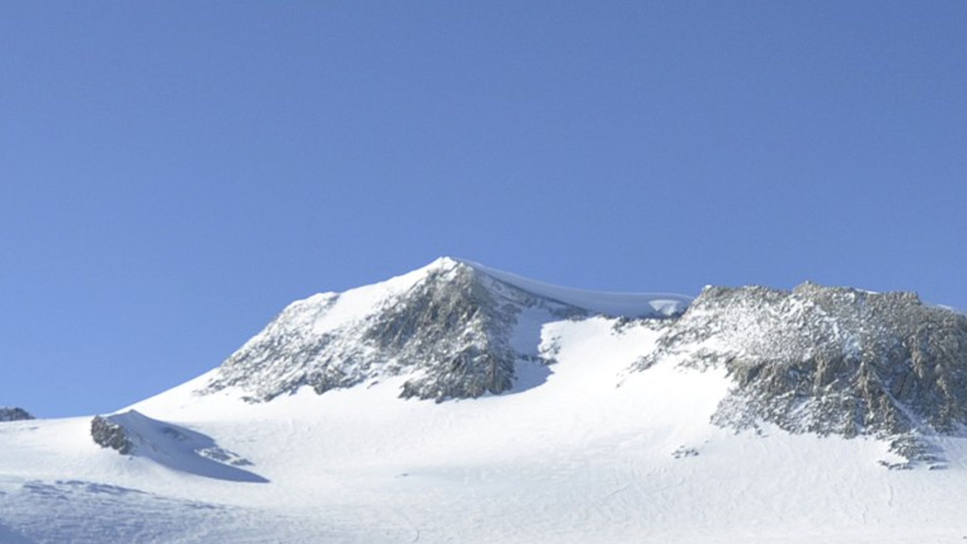 Gunung Vinson: Gunung Tertinggi di Benua Antartika